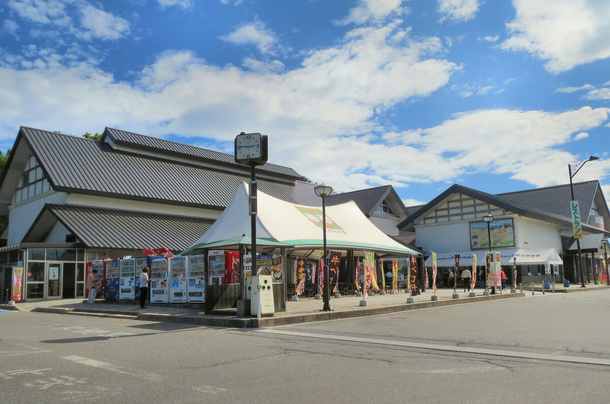 道の駅 いいで めざみの里観光物産館の写真 ©DY5W-sport(CC BY-SA 3.0)