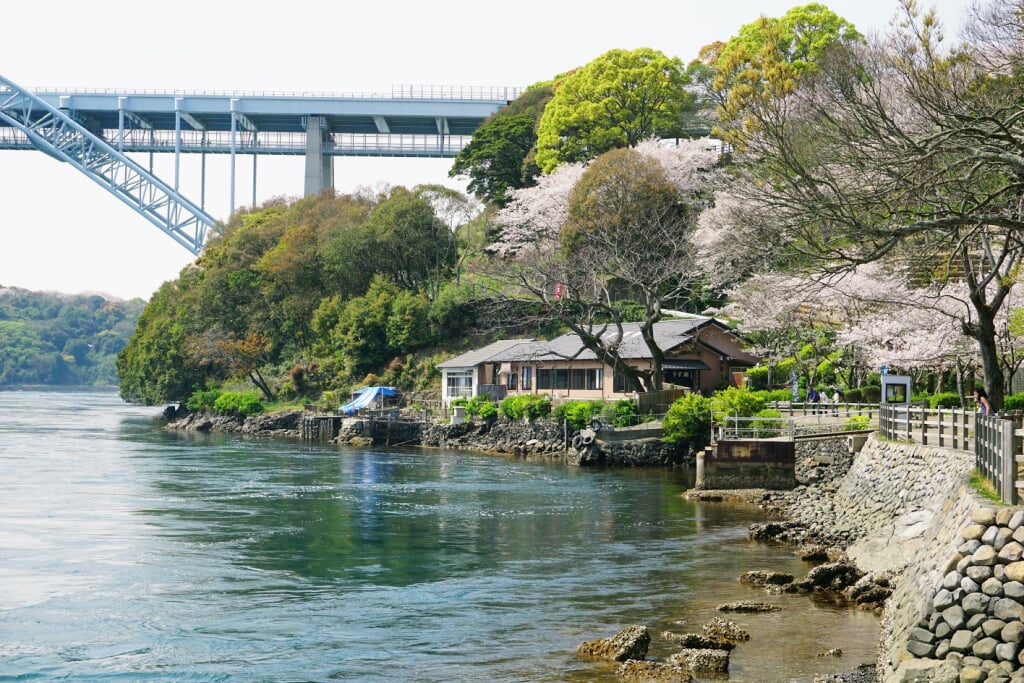 長崎県立西海橋公園の写真 ©Dyamasan(CC BY-SA 4.0)