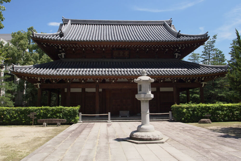 承天寺の写真 ©Pontafon(CC BY-SA 3.0)