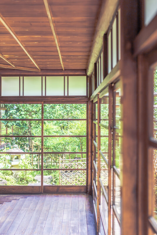 高尾駒木野庭園の写真 ©beve4(CC BY 2.0)