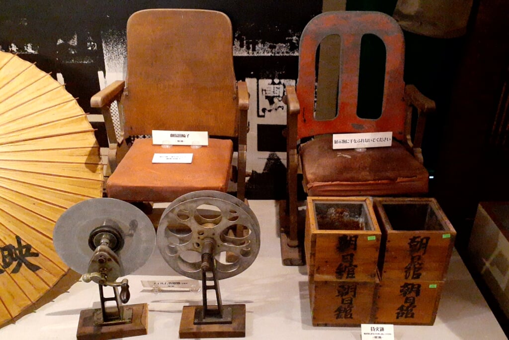 羽島市歴史民俗資料館・羽島市映画資料館の写真 ©Asturio(CC BY-SA 4.0)