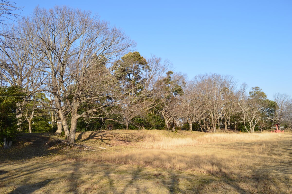 長者屋敷遺跡の写真 ©Saigen(CC0)