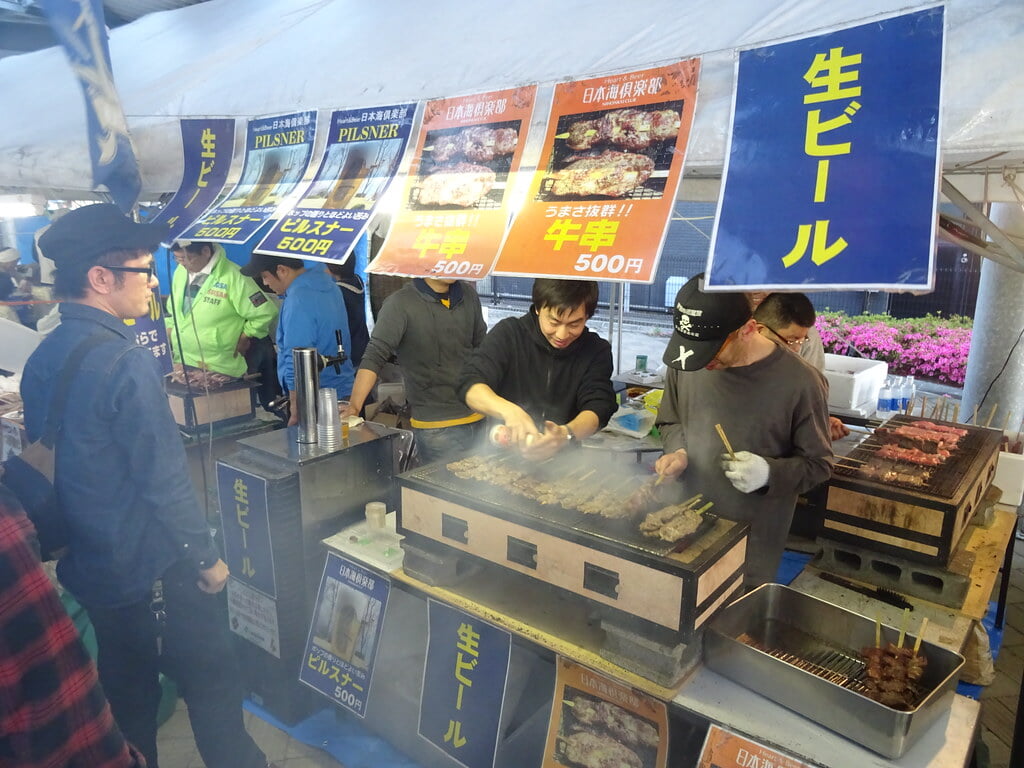 輪島マリンタウン・海の駅 六銘館の写真 ©inazakira(CC BY-SA 2.0)