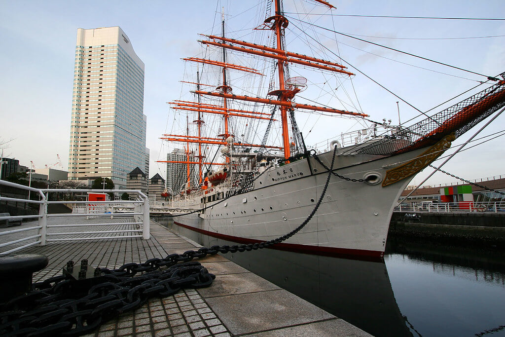 帆船日本丸・横浜みなと博物館の写真 ©Kabacchi(CC BY 2.0)