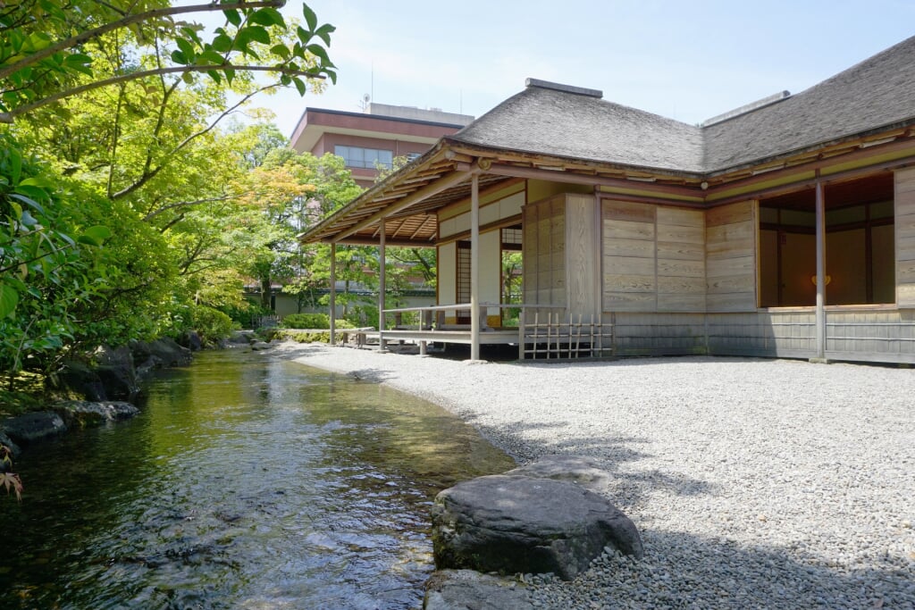 名勝養浩館庭園の写真 