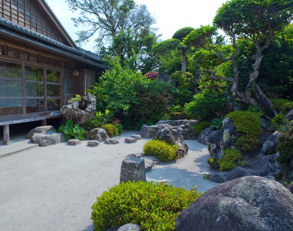 知覧武家屋敷庭園の写真 ©Casey Yee from Vancouver, BC, Canada(CC BY-SA 2.0)