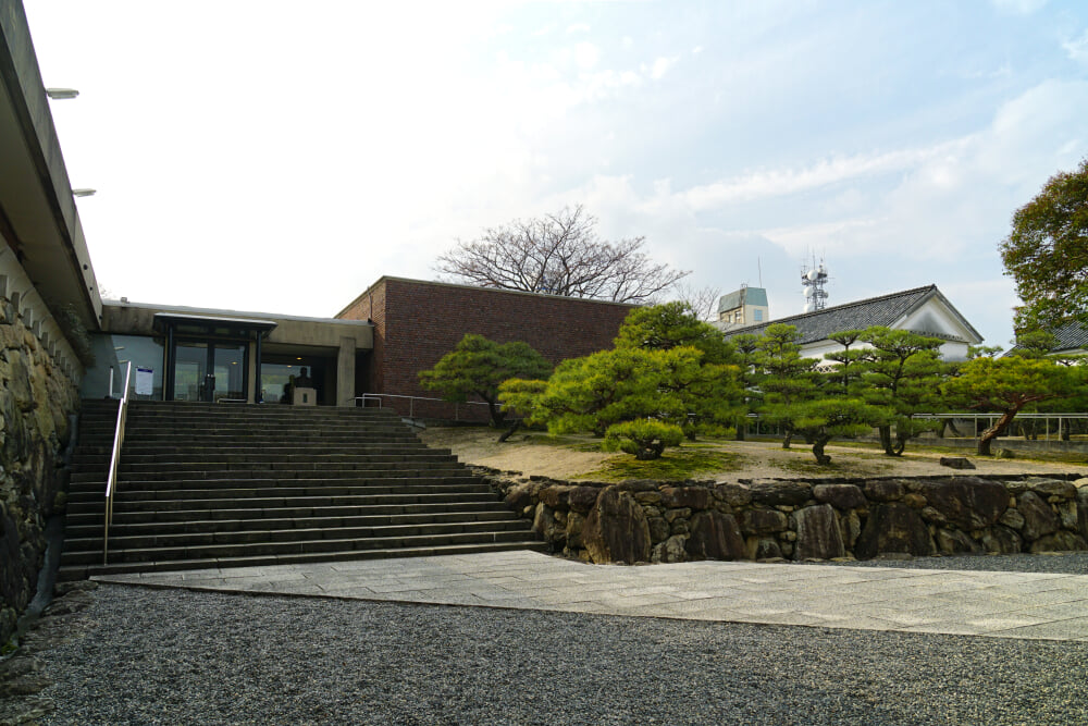 林原美術館の写真 ©663highland(CC-BY-SA-3.0)