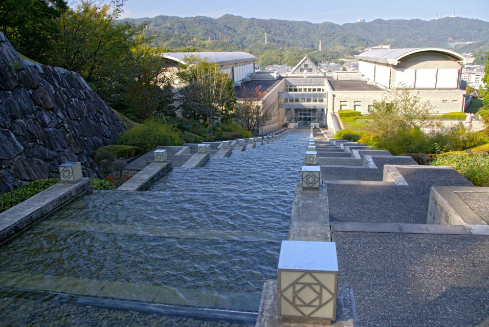 徳島県立近代美術館の写真 ©663highland(CC-BY-SA-3.0)