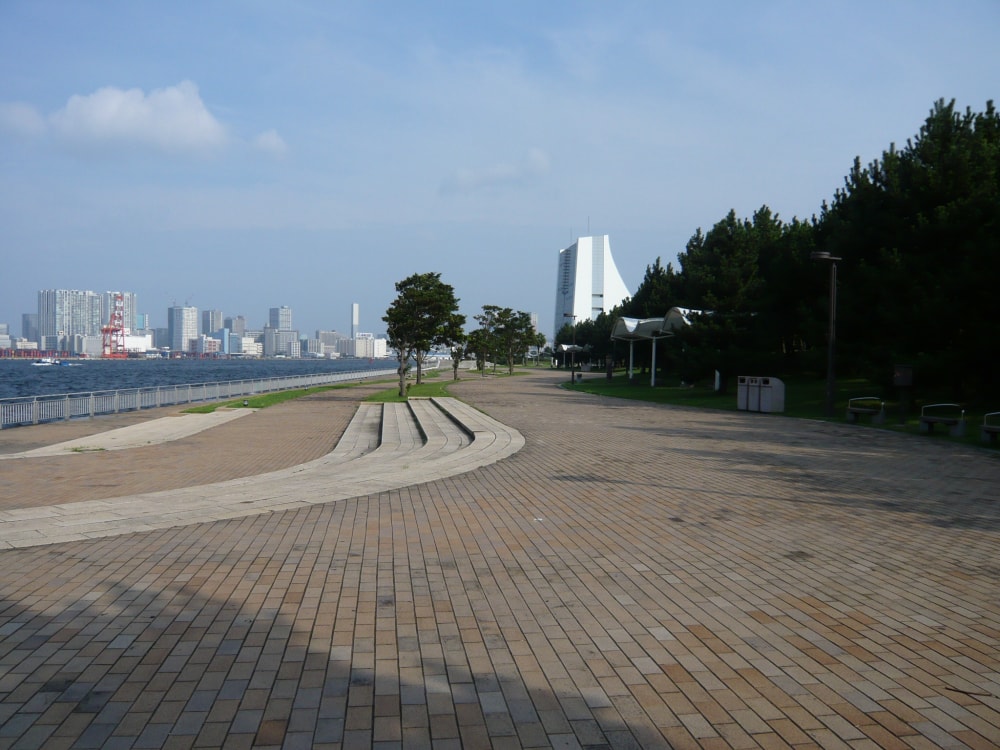 潮風公園の写真 ©Ryoma35988(CC-BY-SA-3.0)