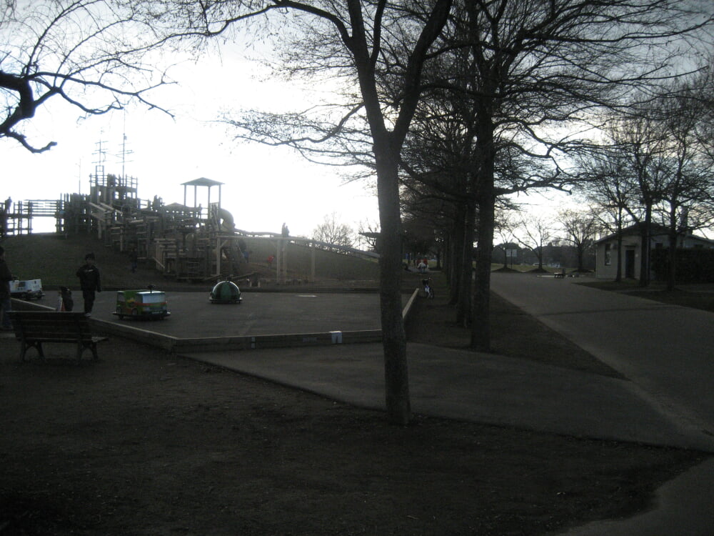 みさと公園の写真 ©ebiebi2(Public domain)