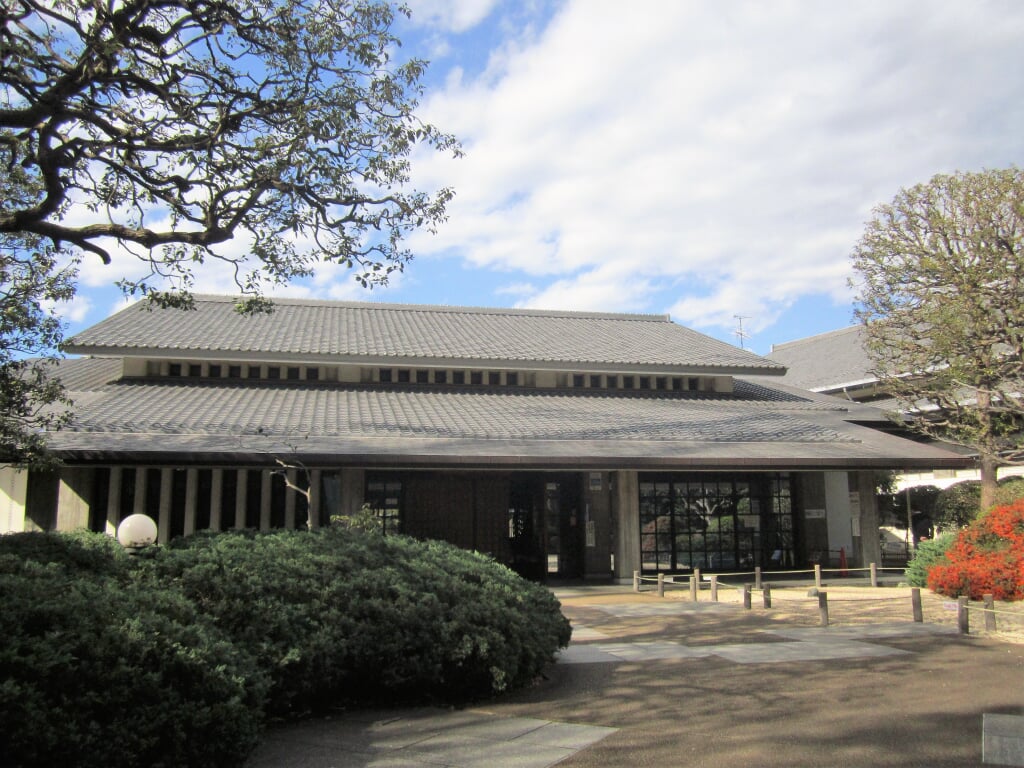 岸根公園の写真 ©Suikotei(CC BY-SA 4.0)