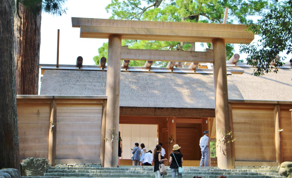 伊勢神宮の写真 ©Yoshio Kohara(CC BY 3.0)