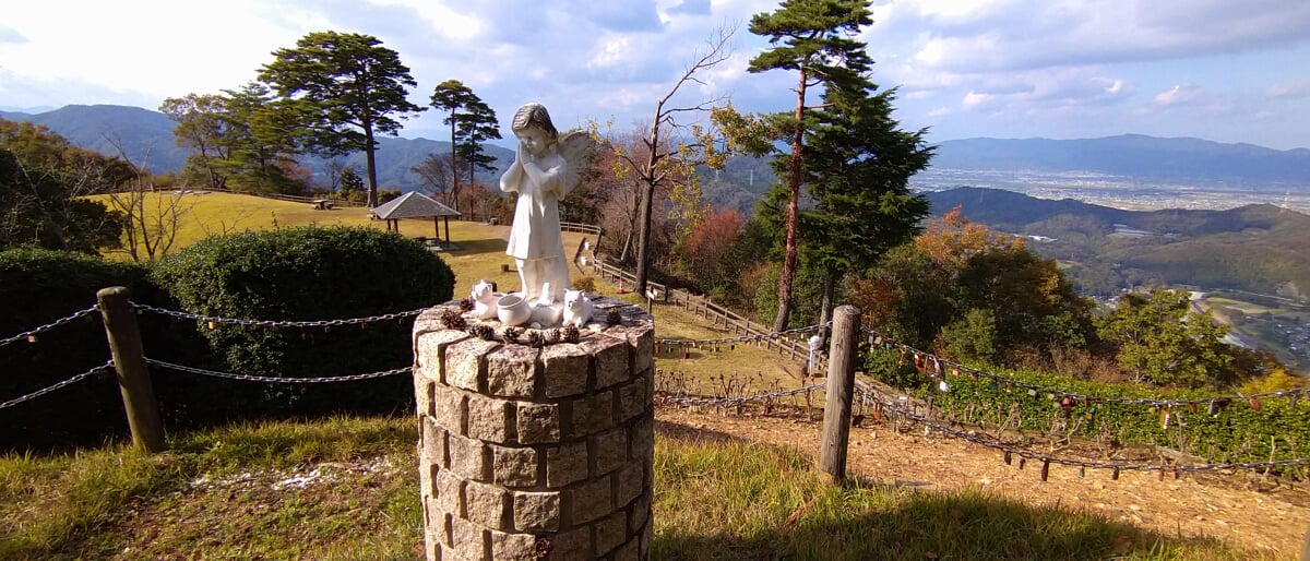 徳島県立神山森林公園の写真 ©Dokudami(CC BY-SA 4.0)