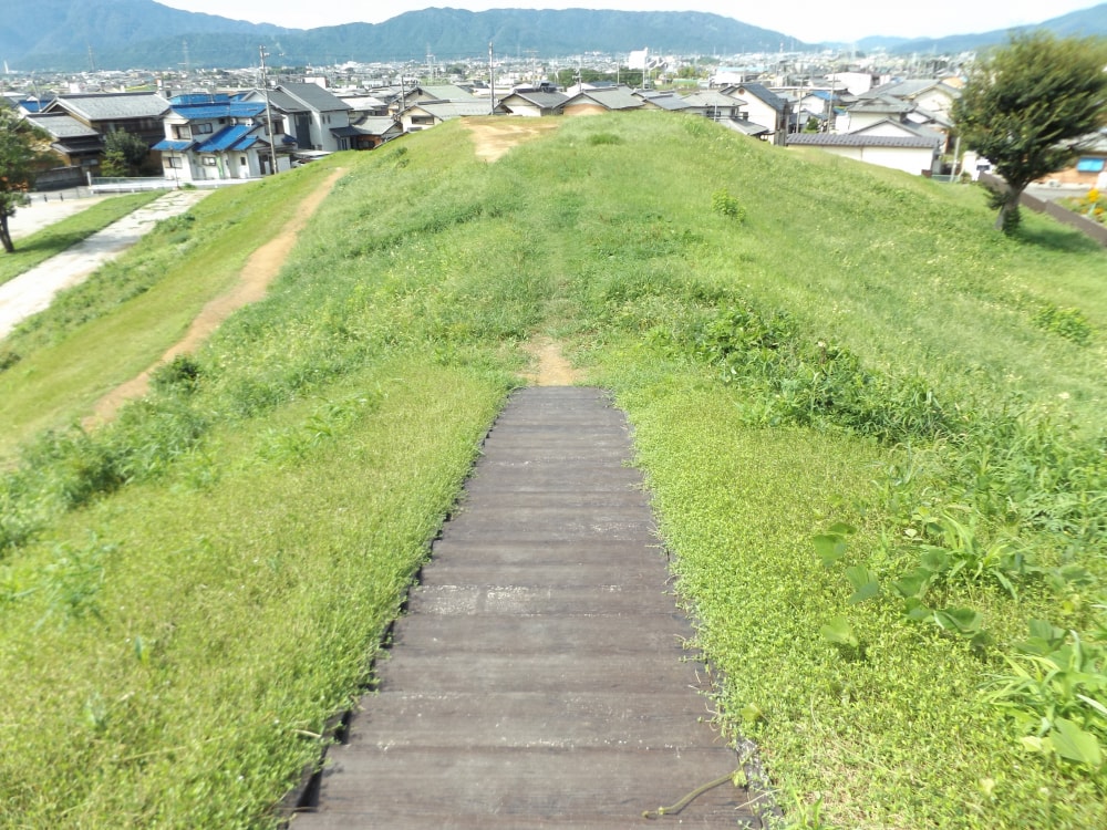 昼飯大塚古墳の写真 ©Twilight2640(CC BY-SA 4.0)