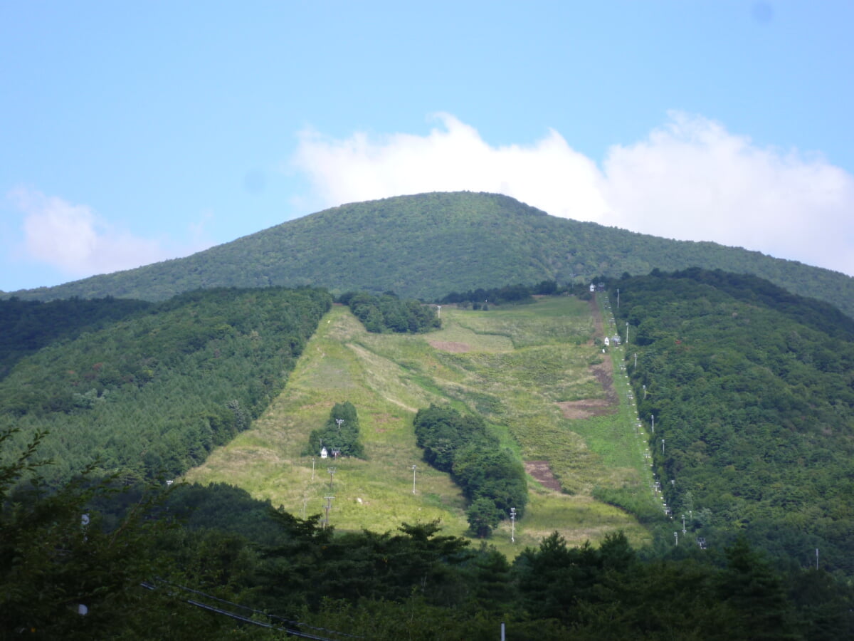 泉ヶ岳スキー場の写真 ©Skipara(CC BY-SA 3.0)
