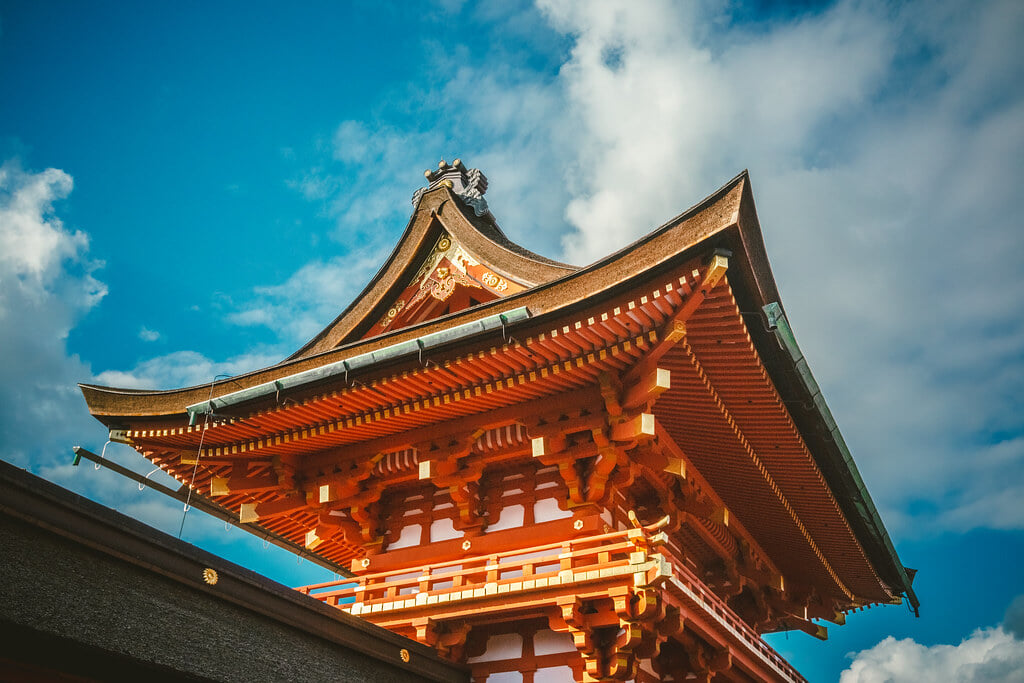 伏見稲荷大社の写真 ©hans-johnson(CC BY-ND 2.0)