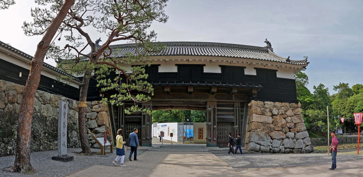 高知城の写真 ©z tanuki(CC BY 3.0)