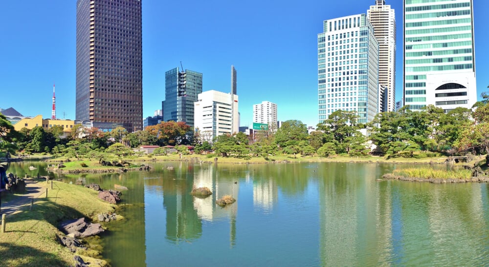 浜離宮恩賜庭園の写真 ©Yoshio Kohara(CC BY 3.0)