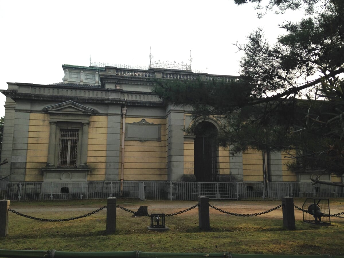 奈良国立博物館の写真 ©そらみみ(CC BY-SA 3.0)