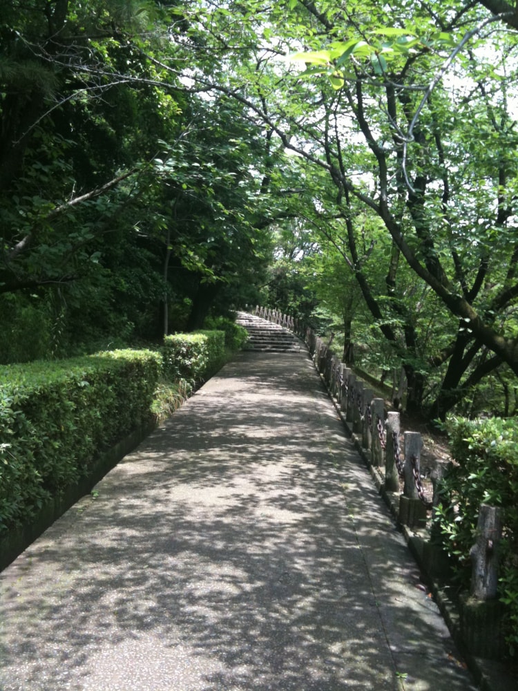 丸亀城の写真 ©iPhone修理/カスタマイズパーツ販売…(CC BY 3.0)