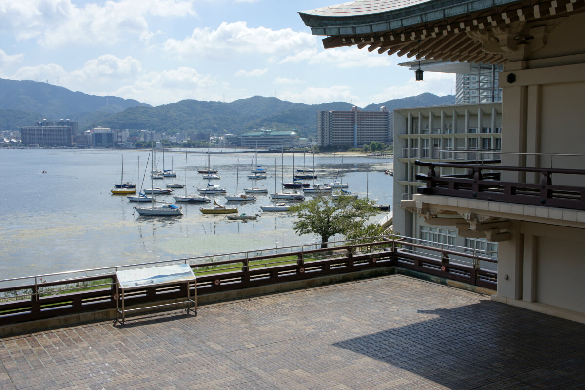 柳が崎湖畔公園びわ湖大津館の写真 