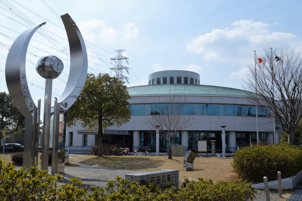東浦町中央図書館の写真 ©Asturio(CC BY-SA 4.0)