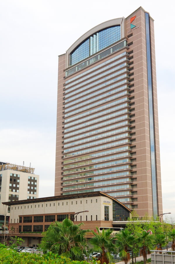 ホテル京阪 ユニバーサル・タワーの写真 ©J(CC BY-SA 3.0)