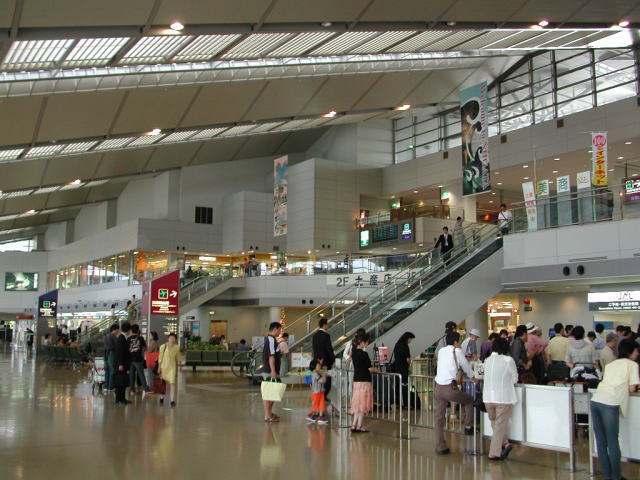 新潟空港の写真 ©Hitam1200(CC-BY-SA-3.0)