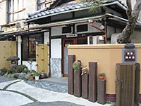 ビジネス旅館 岡本荘