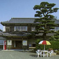 かえもん旅館