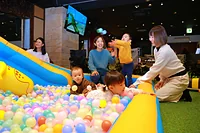 べるべるパーク36 新宿靖国通り店
