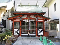 坐摩神社