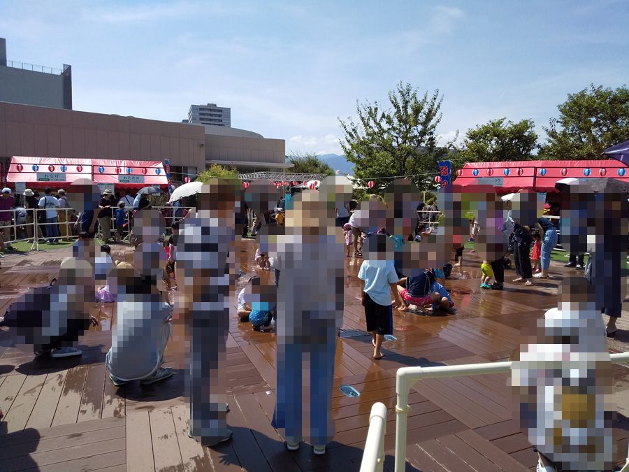 阪急西宮ガーデンズで水遊び