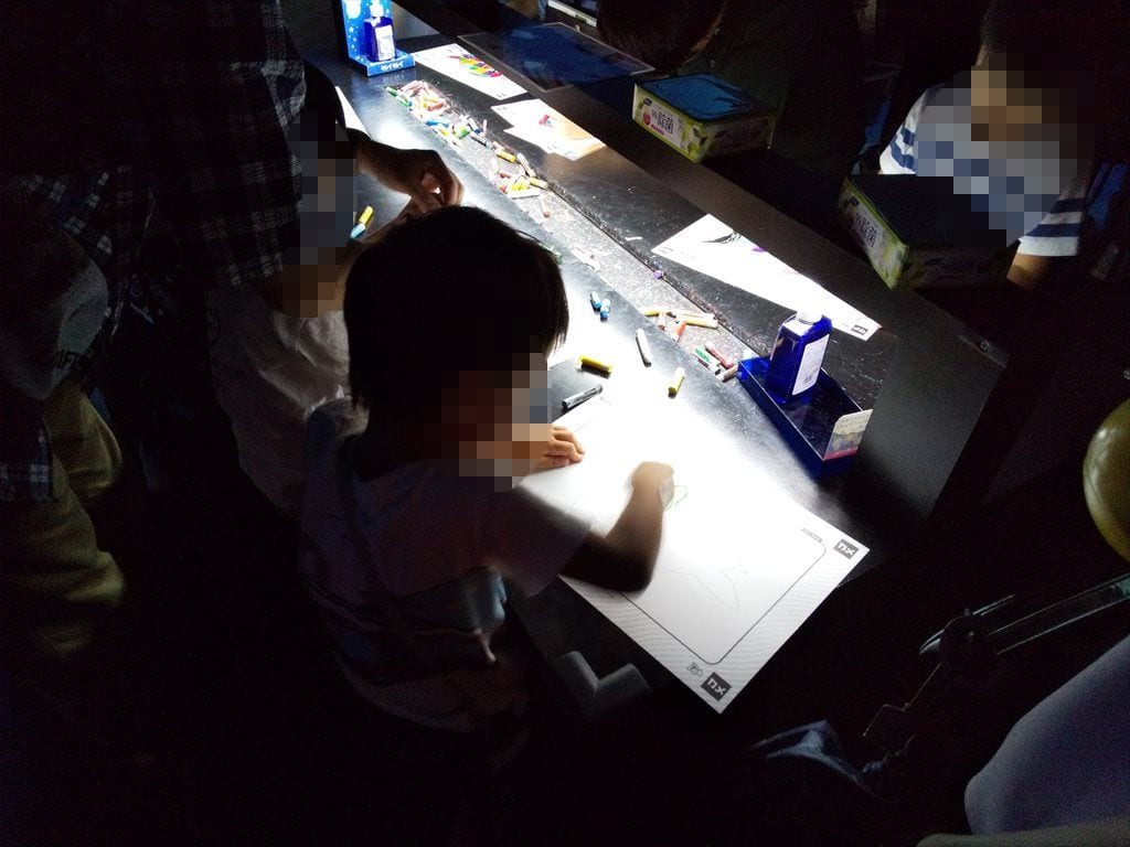 チームラボ 未来の遊園地in阪急うめだ：ぬり絵