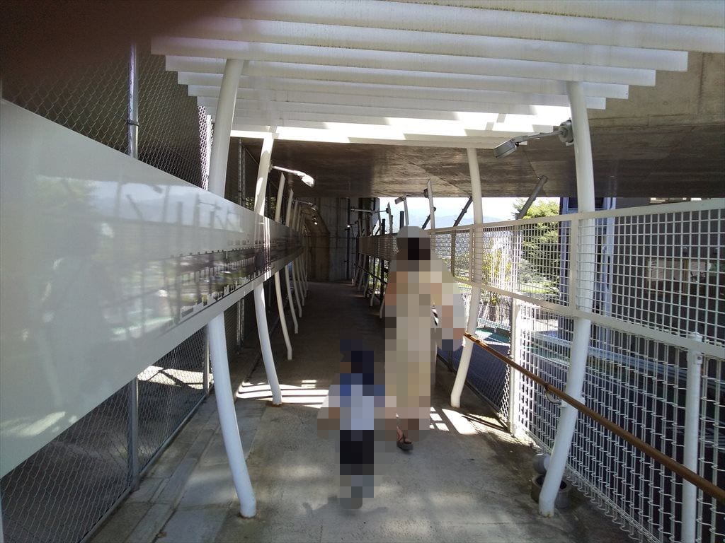 リニア見学センター道1
