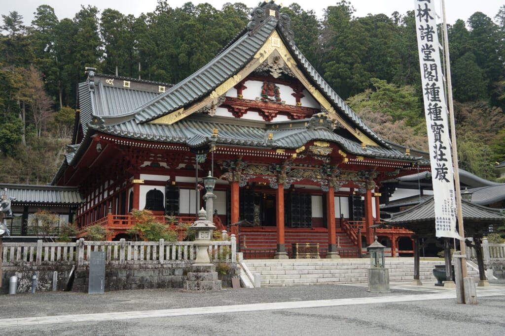 山梨県　身延山久遠寺　祖師堂